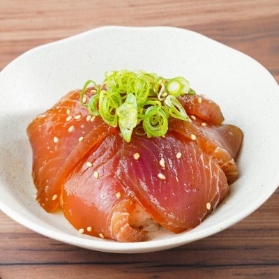 まぐろの漬け丼 4パック セット ( 特製タレ 付き ) 冷凍