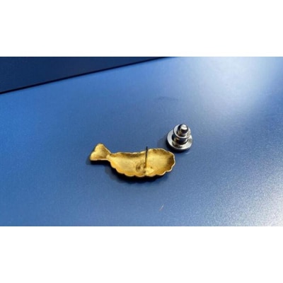 話題独占、名古屋名物“ エビフライ”【nanako】ピンズ