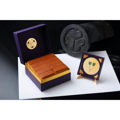 �������Ƌ{�@��[�i�@�܎O�Ă��@�ɏォ���Ă�