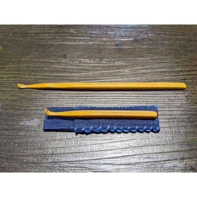 つげ櫛の櫛留商店　本つげ材耳かき(大小セット)
