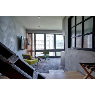 「THE TOWER HOTEL NAGOYA」ジュニアスイートルーム ペア宿泊券(1泊朝食付)