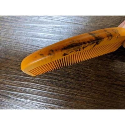 つげ櫛の櫛留商店　本つげ材とき櫛(細歯)袋付　※約8.2cm