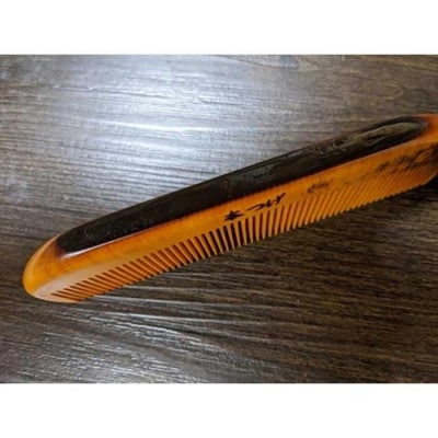つげ櫛の櫛留商店　本つげ材すす櫛(中歯)袋付　※約13.5cm