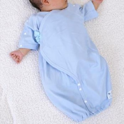 【日本製】予防接種を受ける時　便利なベビー服　ツーウェイオール(ピンク)