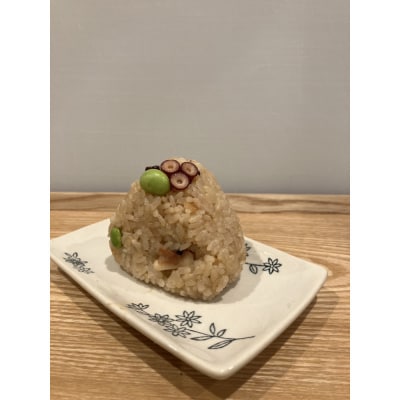 南知多産タコとタコの出汁を使った「たこむすび」(10個入り)