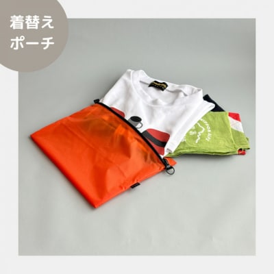 【オレンジ】A5サイズが入る軽いナイロンフラットポーチ　旅行用　着替え
