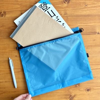 【水色】B5が入る軽いナイロンフラットポーチ　バッグインポーチ