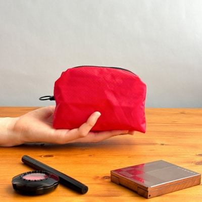 【赤】ナイロン化粧ポーチ　内ポケット付き