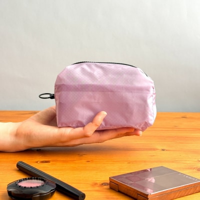 【ラベンダー】ナイロン化粧ポーチ　内ポケット付き