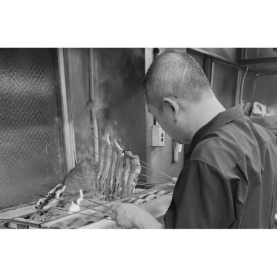 ＜三河一色産うなぎ＞白焼き　おつまみにどうぞ!4匹(計約800g)