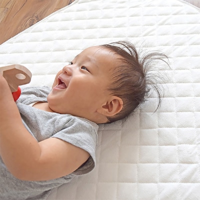 ベビー用やわらかタオル生地の防水キルトパッド(ミニ)2枚組