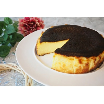 【なめらかで濃厚なクリームチーズの味わい】手作りバスクチーズケーキ【6号サイズ】 ※着日指定不可