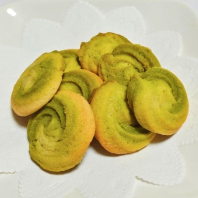 相模原市で栽培しているオリーブの葉で作られているクッキー