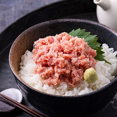 【市場直送!】青森産 天然本マグロ たたき ねぎとろ 計2㎏(250g×8P)