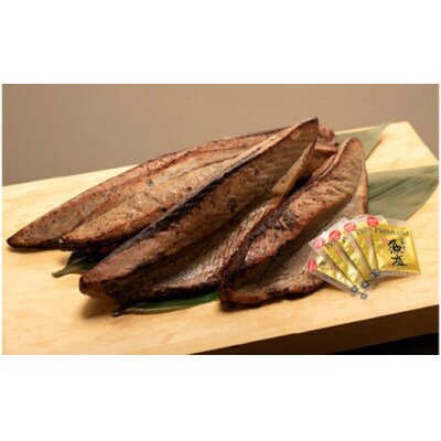 黄金藁焼き 一本釣り 鰹タタキ 1kg&藻塩(5P)のセット【nks102A】