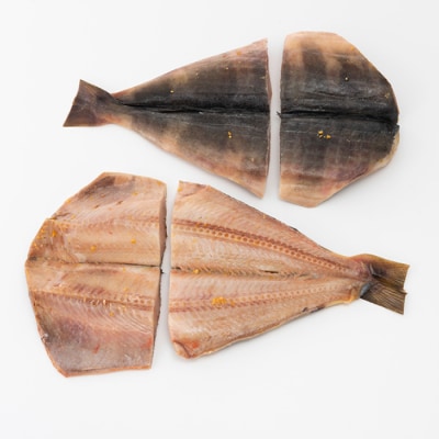 特大ホッケ開き干し4枚(約1.8Kg)1/2カット.AA360