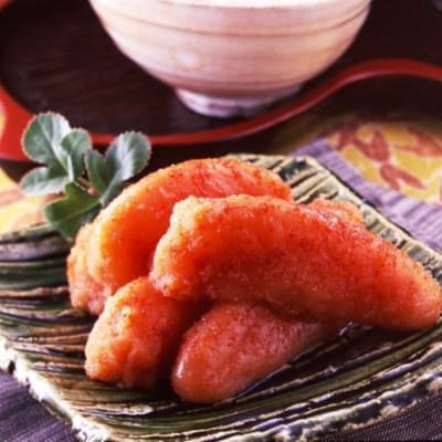 【博多セット】無着色訳あり辛子明太子切れ子300gと博多もつ鍋九州醤油味(2～3人前).AC320