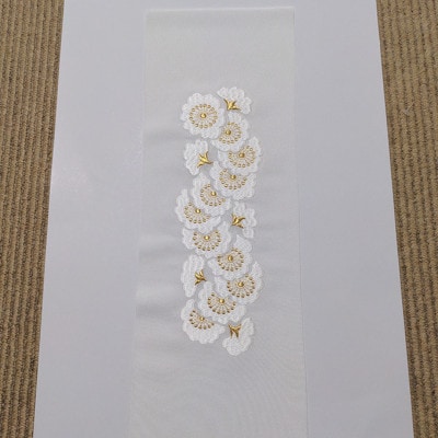 半衿　八重桜　白地に白とゴールド　刺繍 [54030413]