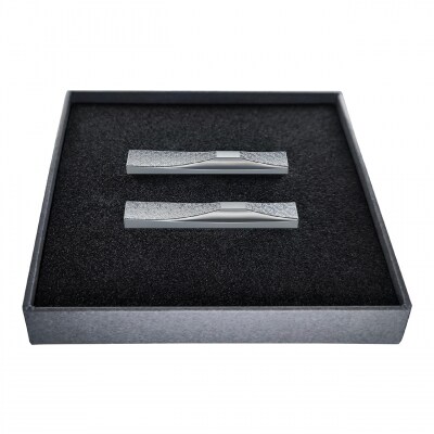 ITADAKI 箸置き 花文様 2個セット/ステンレス(菊・桜)(P106)