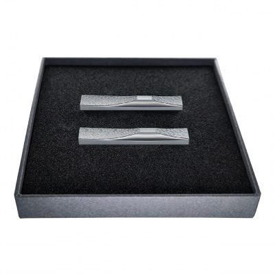 ITADAKI 箸置き 花文様 2個セット/ステンレス(菊・ツツジ)(P106)