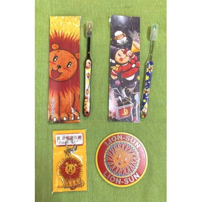 歯ブラシセット(歯ブラシ、キーホルダー、コースター)(A254)