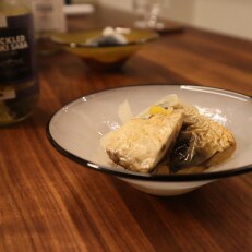 北海道の釧鯖のみ使用した焼き鯖の酢漬け「ピクルドヤキサバ」340g×6個セット | ふるさと納税のお礼品