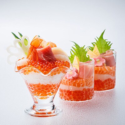 北海道産限定 いくら醤油漬け250gとホタテ250g×2パックのセット便【複数個口で配送】