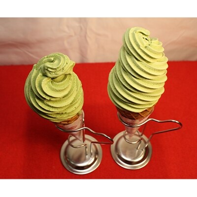 【お茶のふじえだ園】くしろ夕焼けのほうじ茶(100g)×8個と抹茶ソフト引換券2枚付き