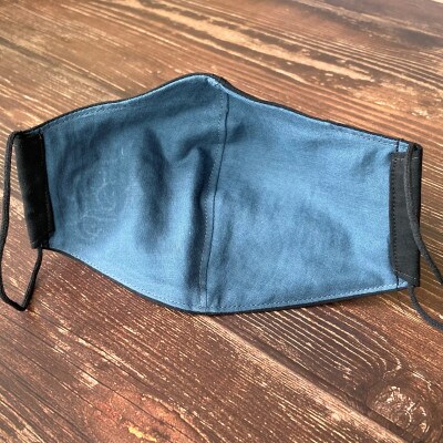 ワイヤー入り立体布マスク×1枚 魔よけを意味するアイヌ刺繍(ブルーの糸)釧路町アイヌ協会応援