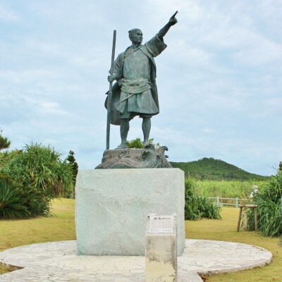 伊是名島へ泊まろう!島内の4つの施設から選べる1泊2日ペア宿泊チケット(2食付き)