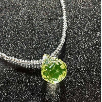 ウランガラスのネックレス(ロック)