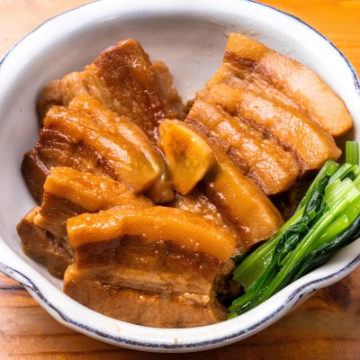 【業務用・沖縄料理】沖縄ホーメル 三枚肉煮付け 2kg(1kg×2P)