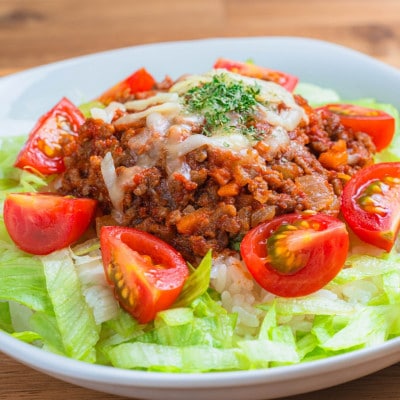 沖縄ホーメル レトルト詰め合わせセット(タコスミート8食&コンビーフハッシュ4個)