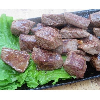 【小林牧場の甲州ワインビーフ】モモサイコロステーキ　計1kg(500g×2パック)