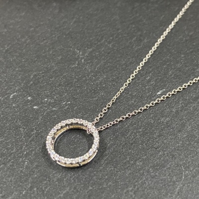 【tier】PT900ダイヤモンド　0.12ct　サークルネックレス