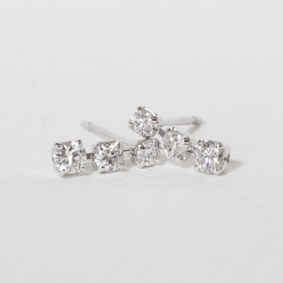 プラチナ　0.20ct　グラデーションラインピアス【BQ-43】