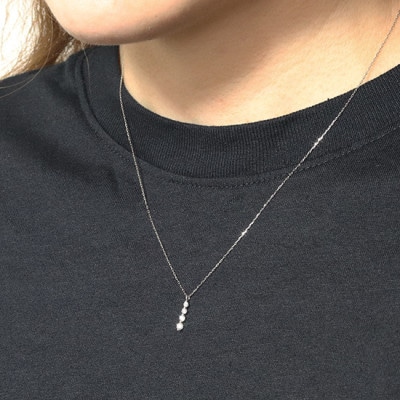 K18　0.16ct　4連ダイヤモンドペンダント【BQ-96】