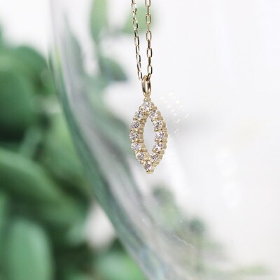 K10 0.08ct マーキス型ダイヤモンドペンダント【BQ-209】