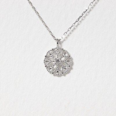 プラチナ 0.01ct フラワーダイヤモンドペンダント【BQ-222】