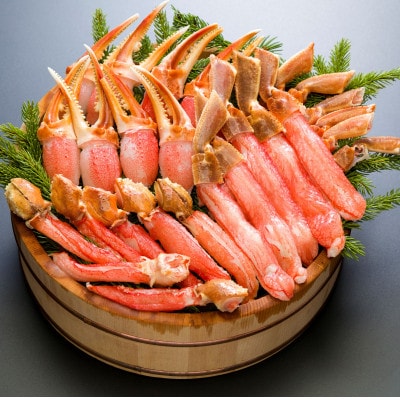 本ずわい蟹 贅沢三昧セット(ポーション・爪・爪下)1.5kg　カット済み　鍋・かにしゃぶにピッタリ!