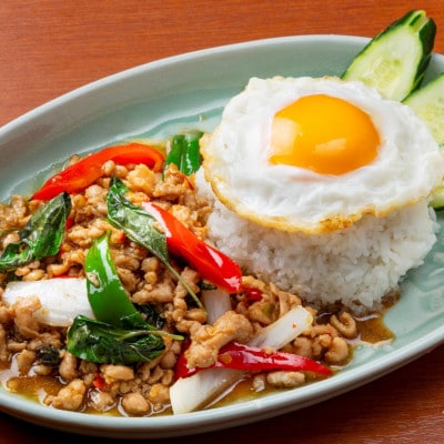 【本格タイ料理クルン・サイアムのスースーデリ】 ガパオガイ10個セット