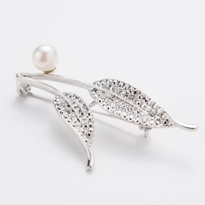 アコヤ真珠 ブローチ リーフ (8mm珠) 