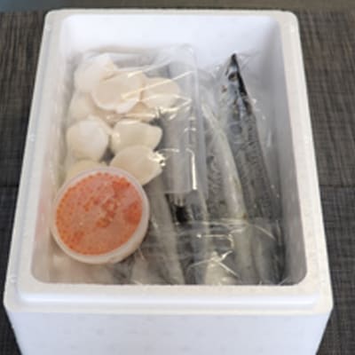 【年内配送可○】ほたて貝柱・いくら・冷凍生さんま詰め合わせ A-36031
