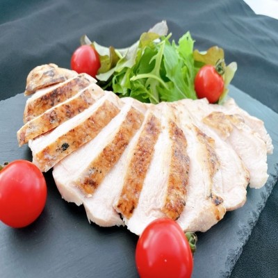 はかた地どり　炭焼きローストチキン(那珂川市)