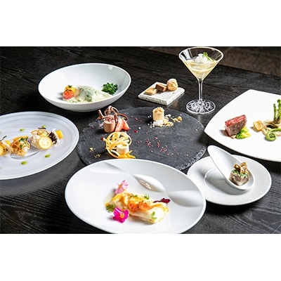 【伊豆高原ホテルUMITO the salon IZU】1泊2食付ペア宿泊招待券・本格フレンチを堪能