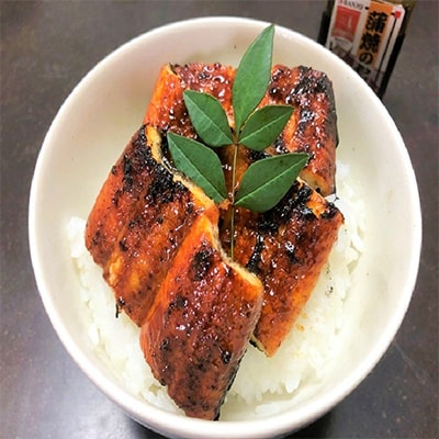 鹿児島県産うなぎ蒲焼き250g(タレ付き)