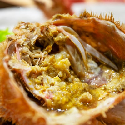 【年内配送可○】毛がに780g～850g×2尾 F-32009