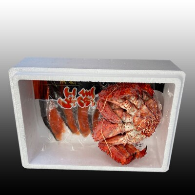 【年内配送可○】花咲かに300g～450g前後×1尾、甘塩紅鮭5切×1P G-70012