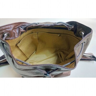 とっても軽い!　衣料革と手染め革の手作りリュック(焦げ茶) [54071500]