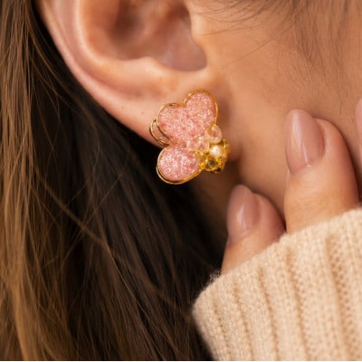さくら貝 Kakeraシリーズ パピヨン ピアス  金属アレルギーが出にくいサージカルステンレス使用
